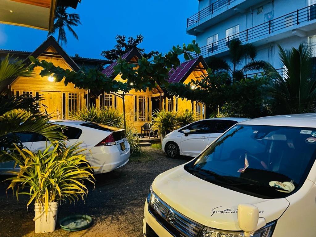 Amazon Hotel *